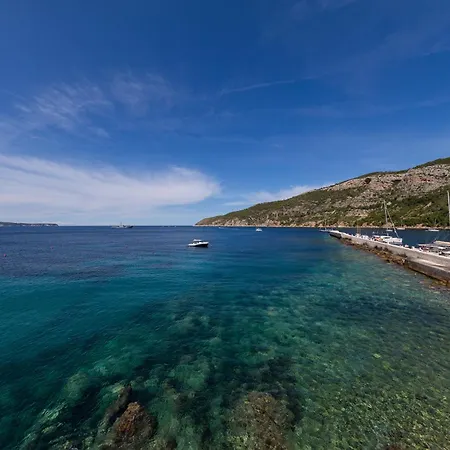 Bucol Seaview 3* Komiža