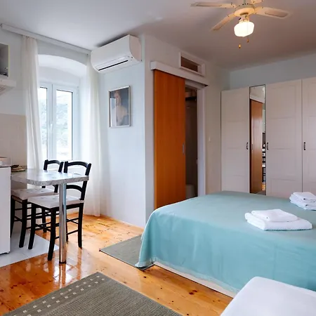 Bucol Seaview Guest house
