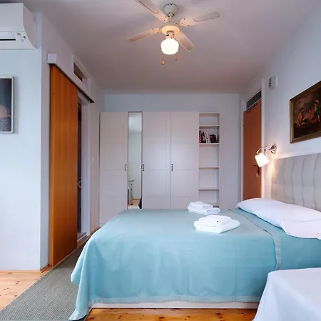 Bucol Seaview 3*